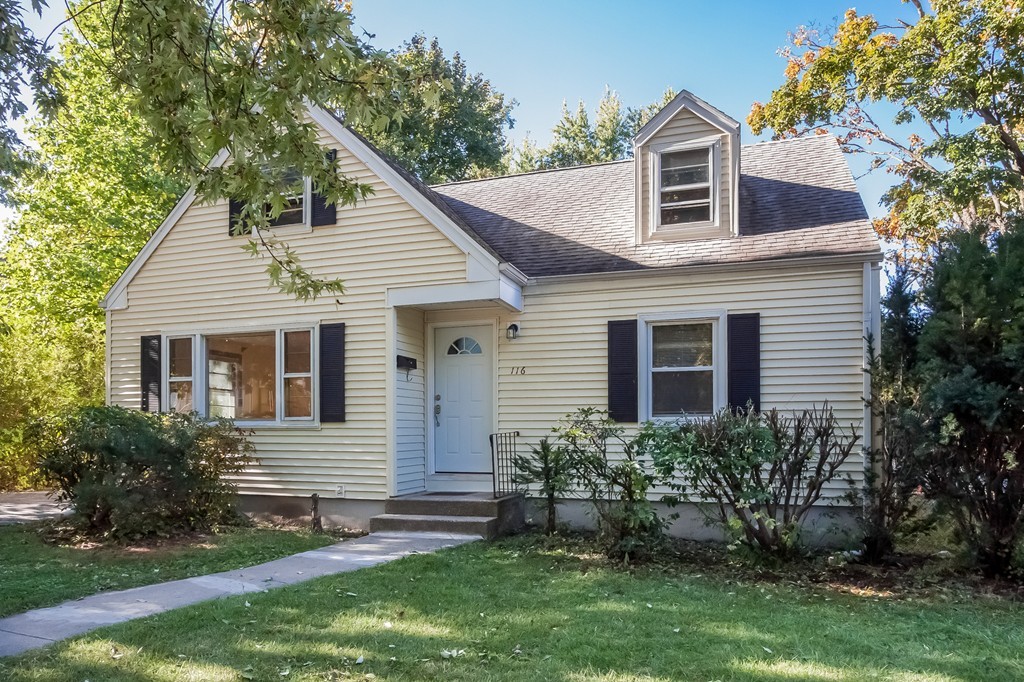 116 Narragansett Street Springfield, MA 01107 - Photo 24 of 24 Gallery Image 24