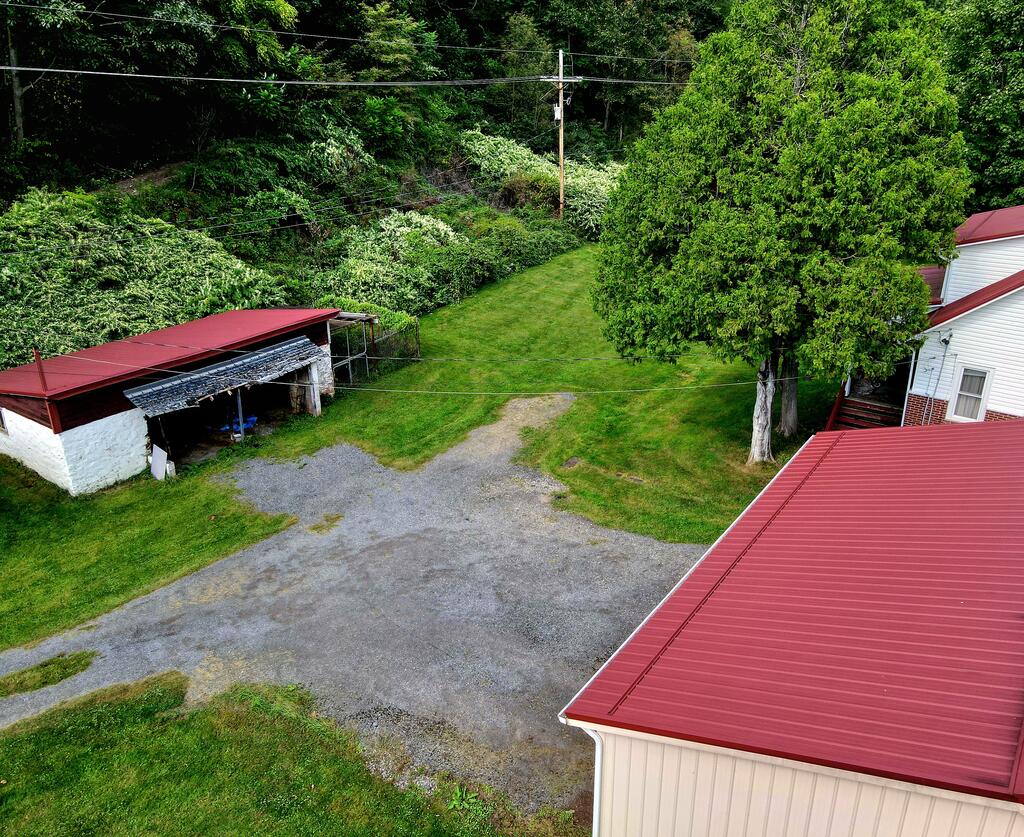 228 Rod And Gun Club Road Davidsville, PA 15928 - Photo 12 of 41 Gallery Image 12