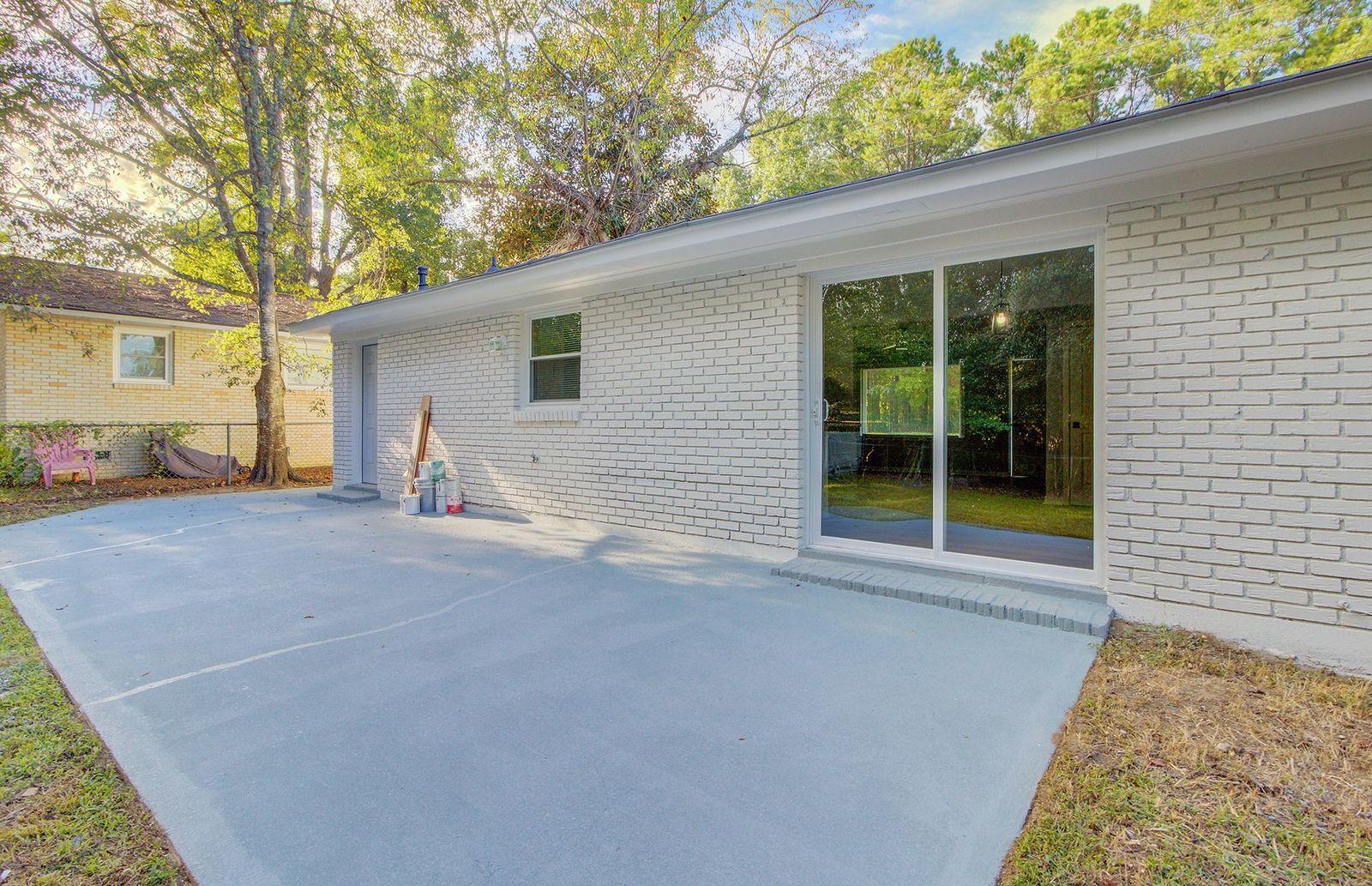 704 Beech Hill Road Summerville, SC 29485 - Photo 14 of 16 J1-s4jDo