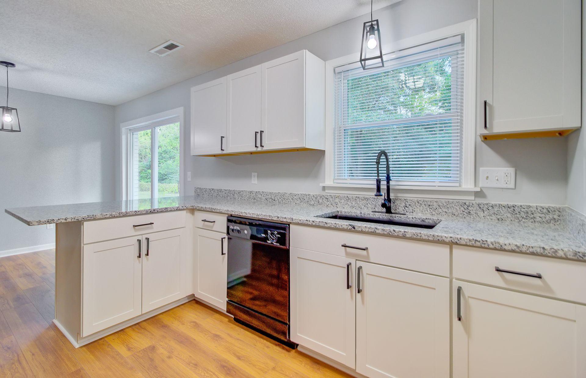 704 Beech Hill Road Summerville, SC 29485 - Photo 4 of 16 PrmRprws