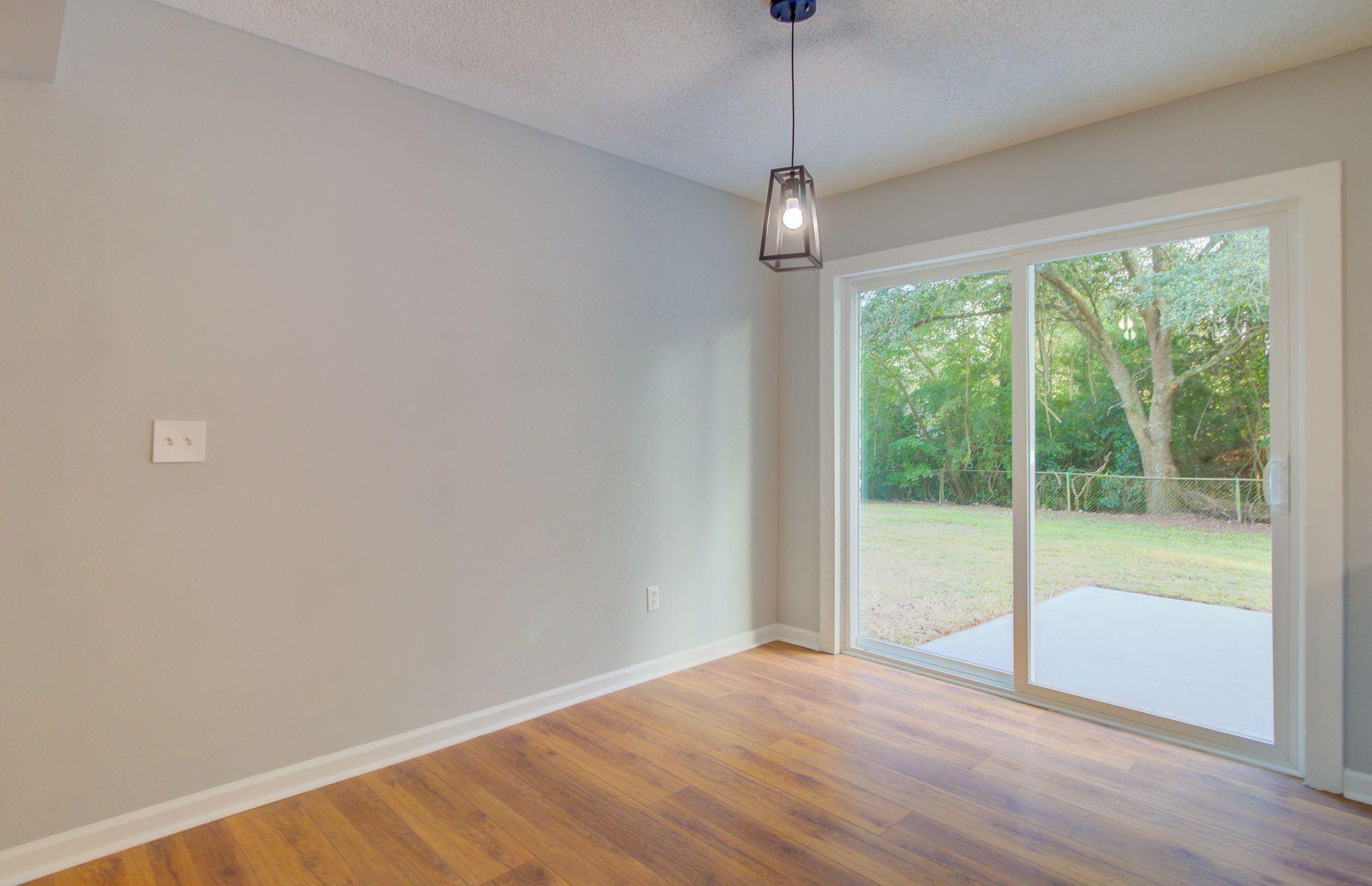 704 Beech Hill Road Summerville, SC 29485 - Photo 7 of 16 g-vmhlLQ