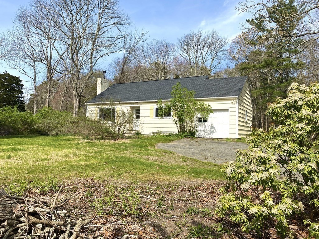 29 Prospect Road Mattapoisett, MA 02739 - Photo 3 of 15 Gallery Image 3