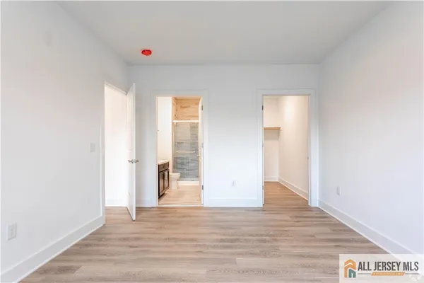 $2,900 | 1025 Raritan Road, Clark, NJ 07066