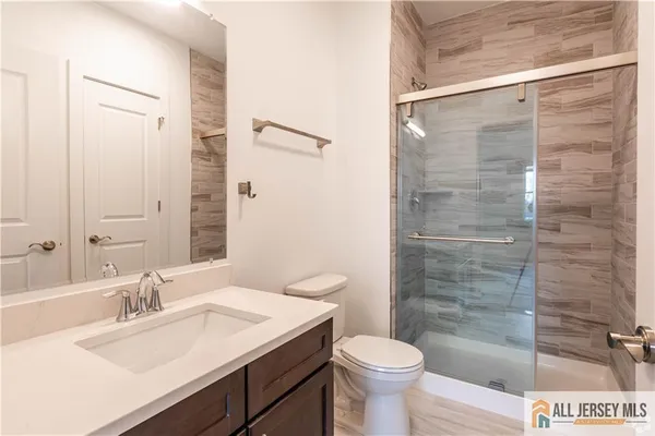 $2,900 | 1025 Raritan Road, Clark, NJ 07066