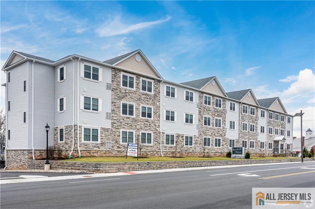 1025 Raritan Road Clark, NJ 07066 - Photo 2 of 19 a view of an buildings with a street view