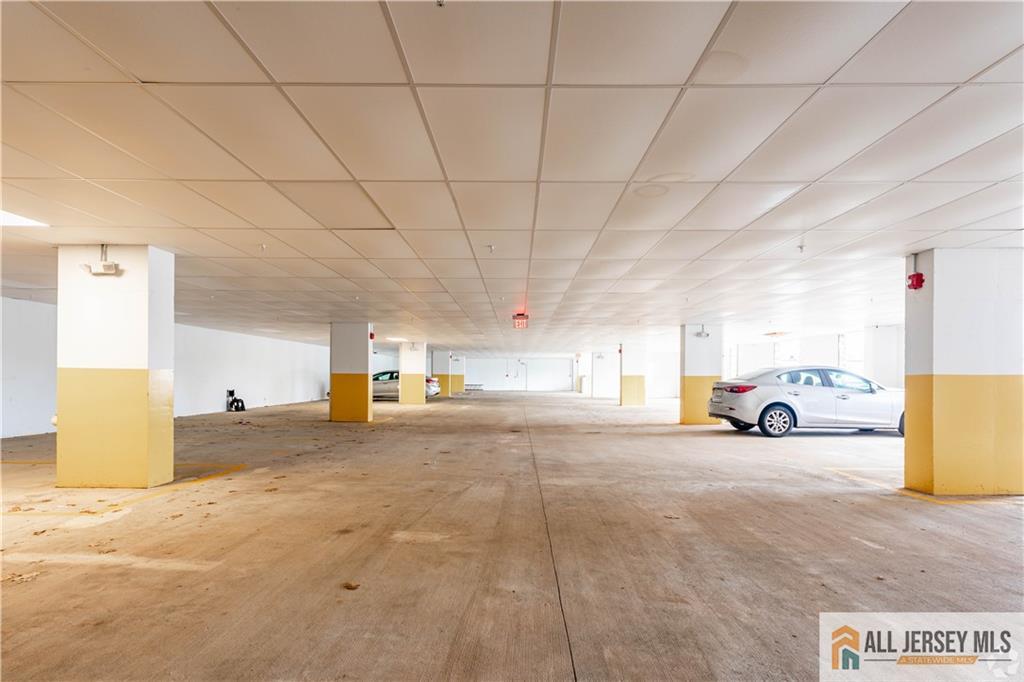 1025 Raritan Road Clark, NJ 07066 - Photo 6 of 19