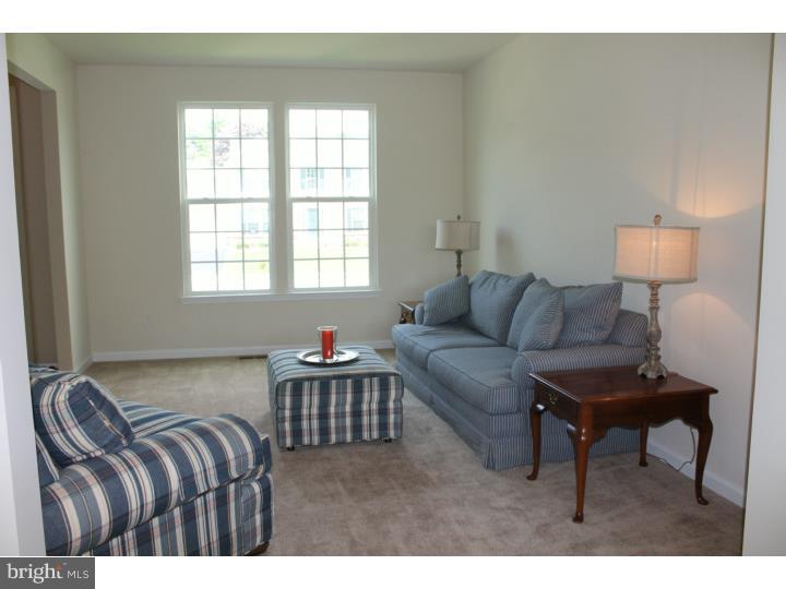 623 Sligo Road Avondale, PA 19311 - Photo 13 of 24 Living Room