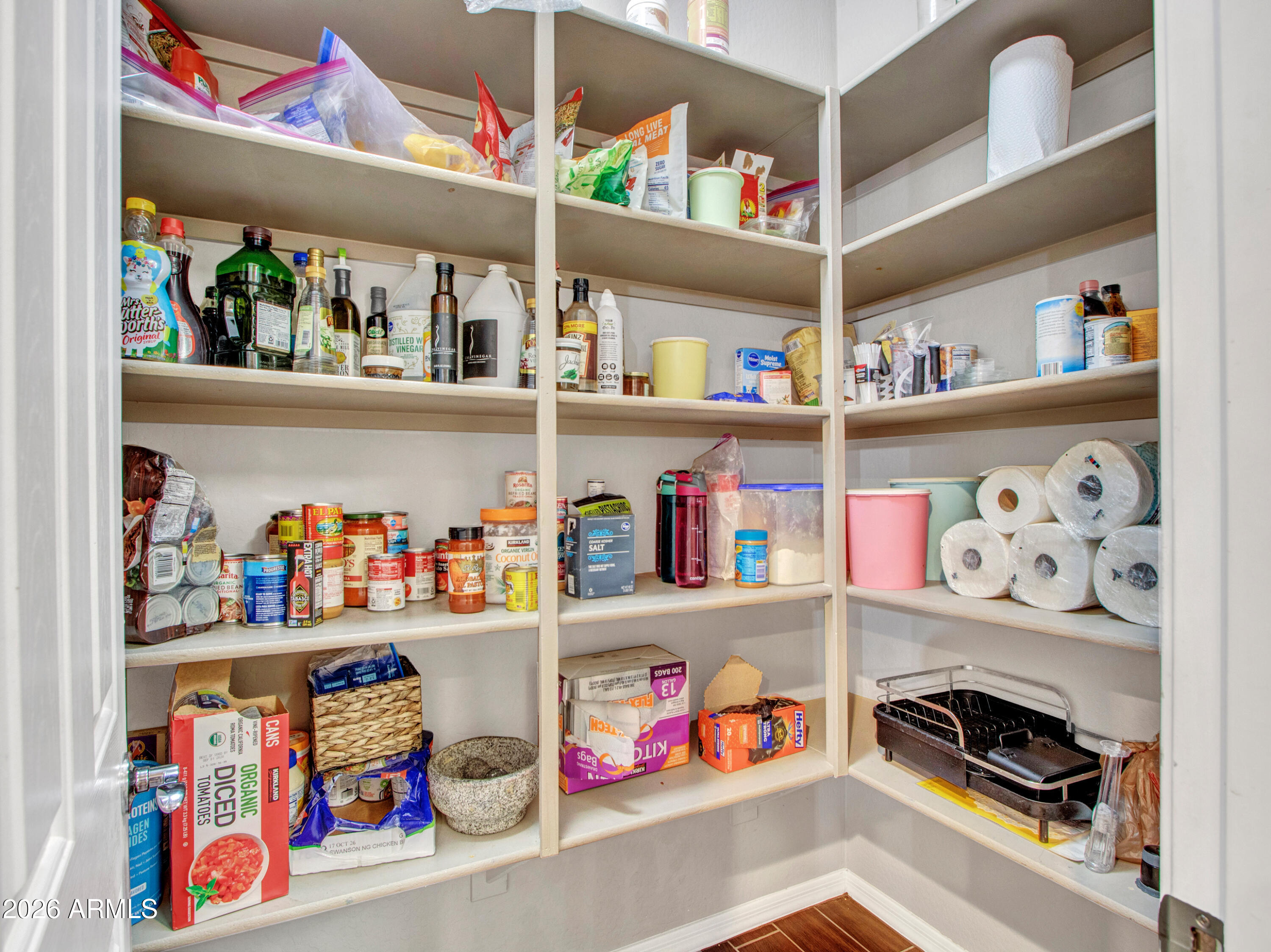 2539 West Rabjohn Road Phoenix, AZ 85085 - Photo 42 of 97 11-Pantry
