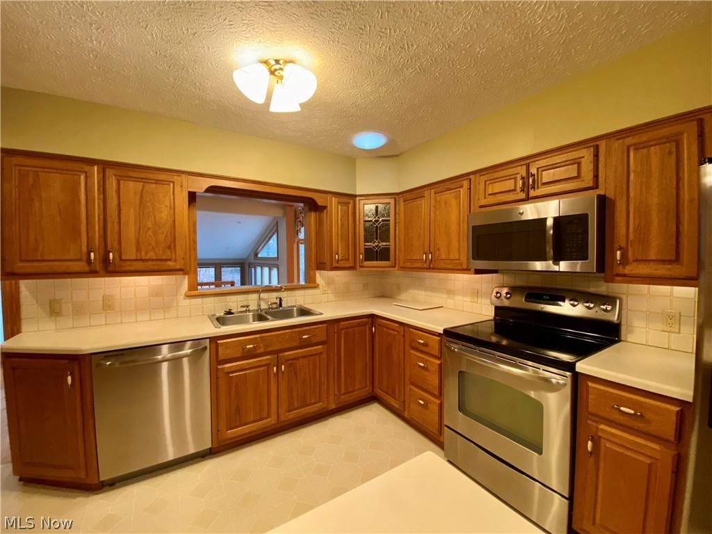 206 Reed Road Wooster, OH 44691 - Photo 5 of 32 Gallery Image 5