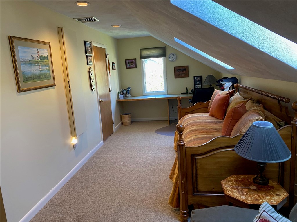 43 MacIntosh Drive Cranston, RI 02921 - Photo 35 of 49