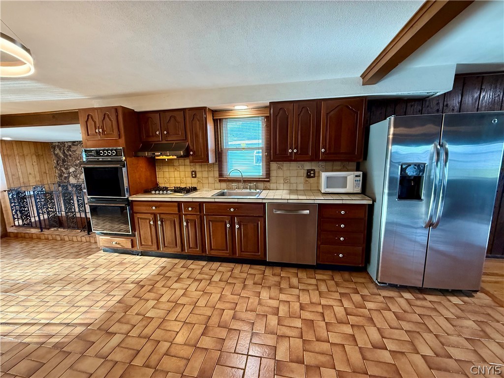 6214 Muskrat Bay Road Cicero, NY 13029 - Photo 14 of 50