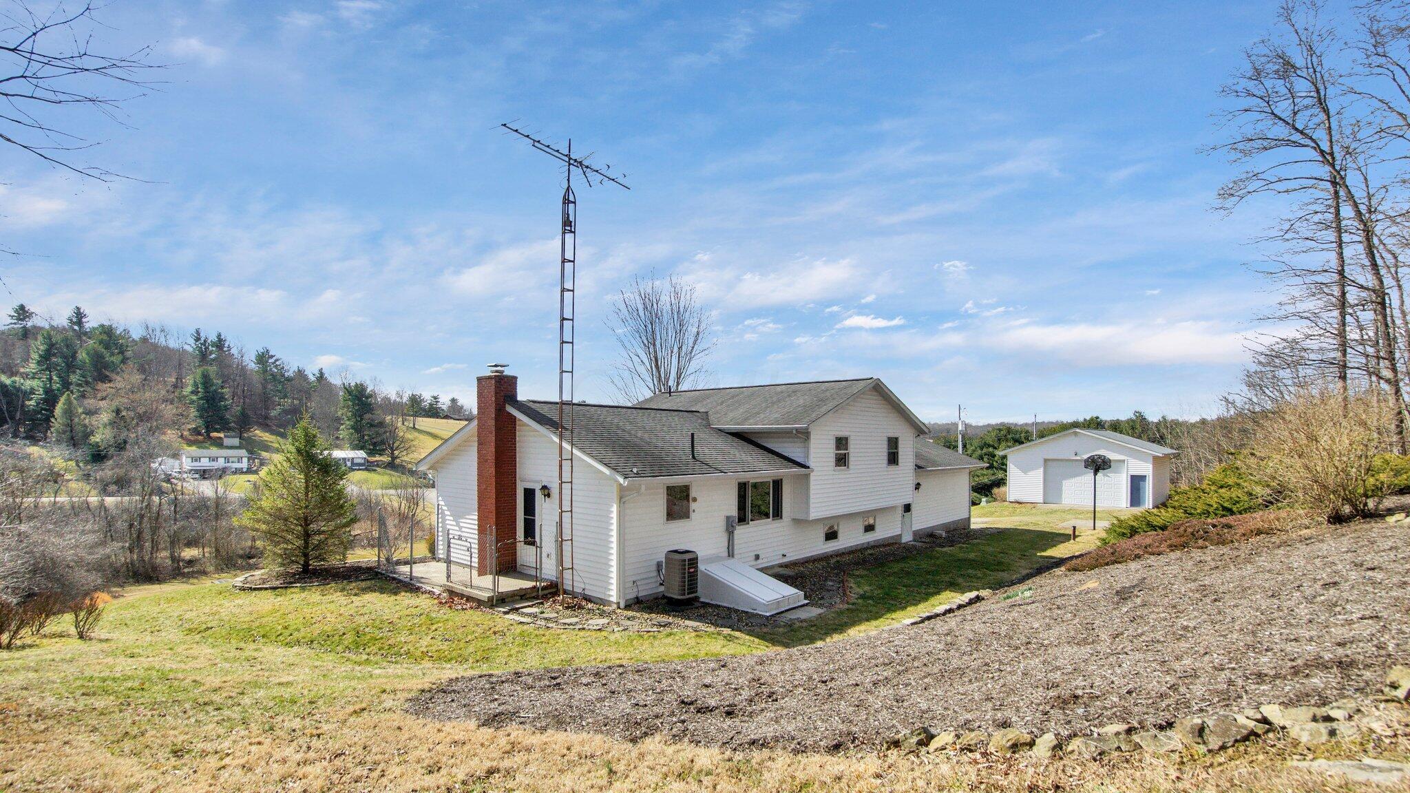 6837 Parr Road Southeast Heath, OH 43056 - Photo 35 of 57 36-web-or-mls-6837-parr-rd-se
