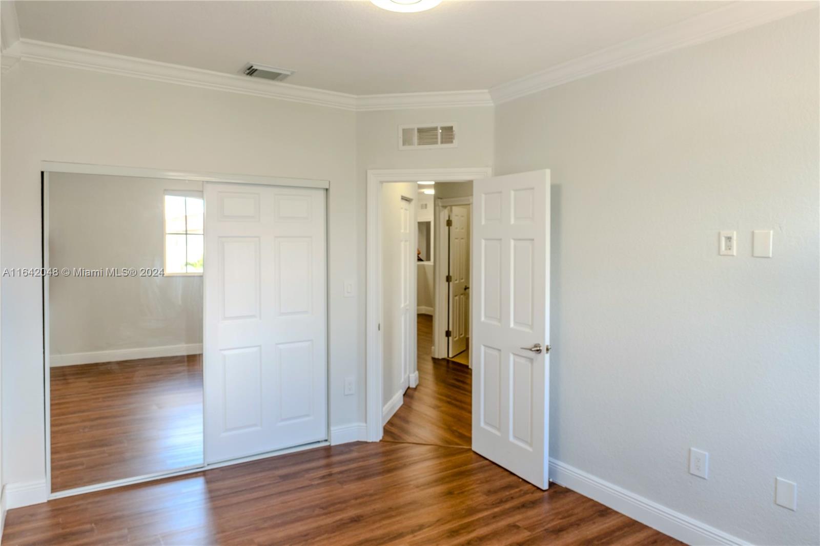 2332 Southwest 147 Path Miami, FL 33185 - Photo 19 of 39 Gallery Image 19