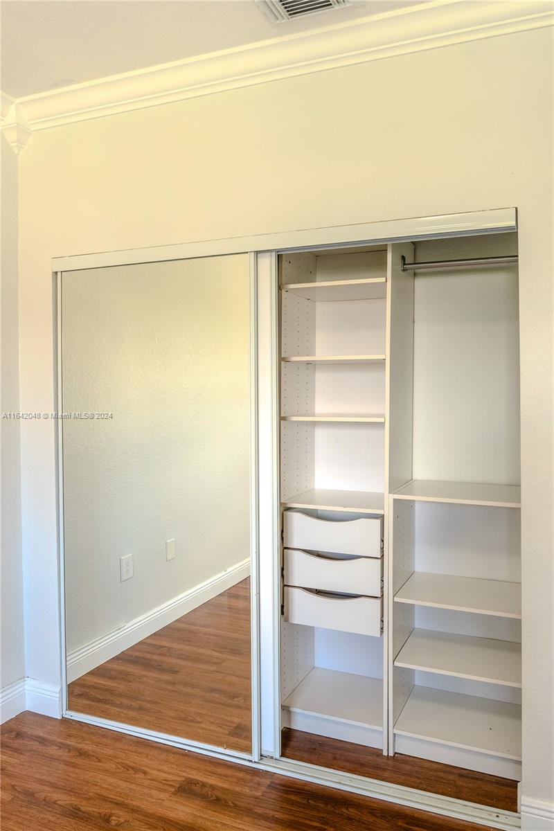2332 Southwest 147 Path Miami, FL 33185 - Photo 20 of 39 Gallery Image 20