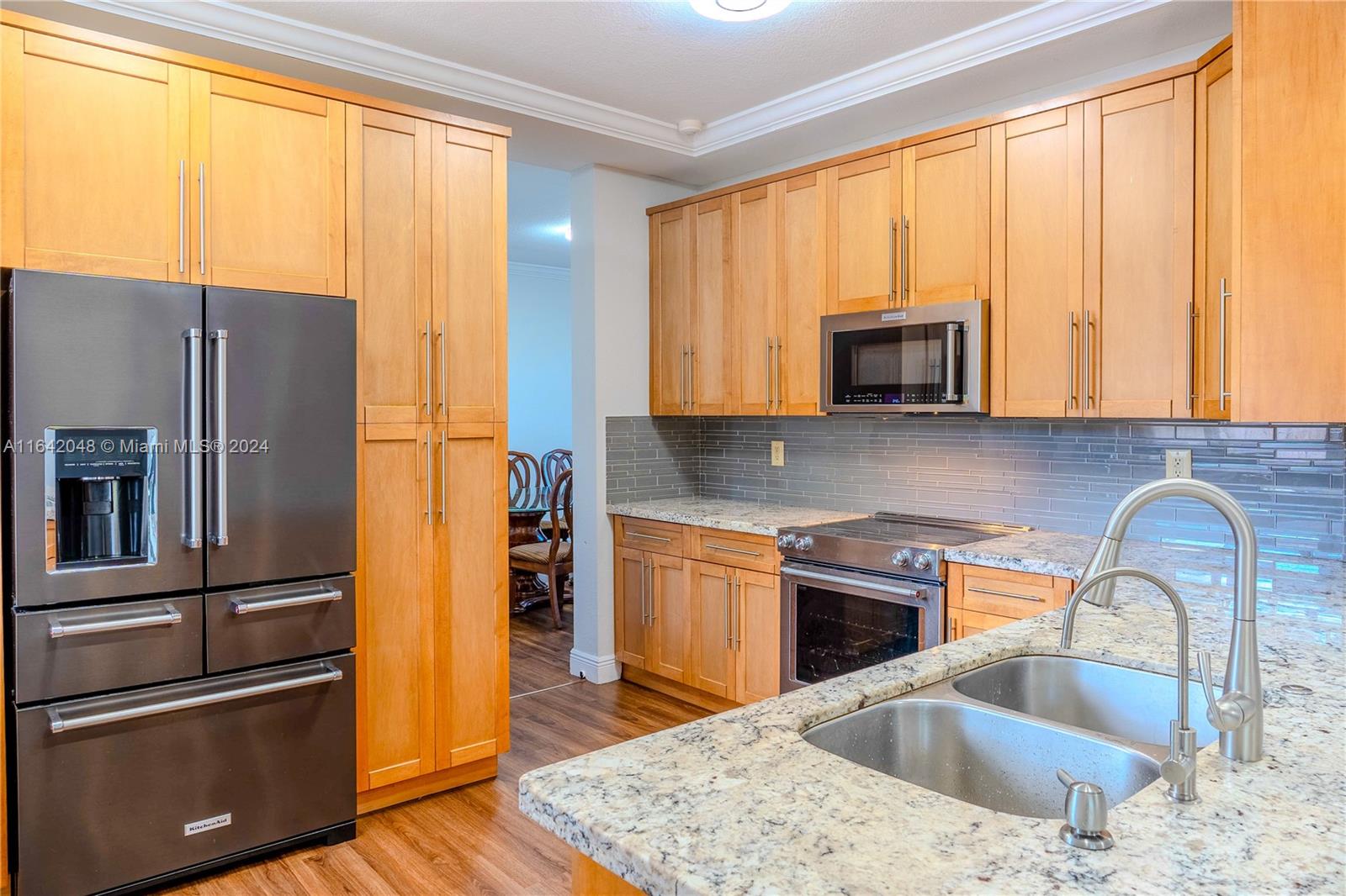2332 Southwest 147 Path Miami, FL 33185 - Photo 3 of 39 Gallery Image 3
