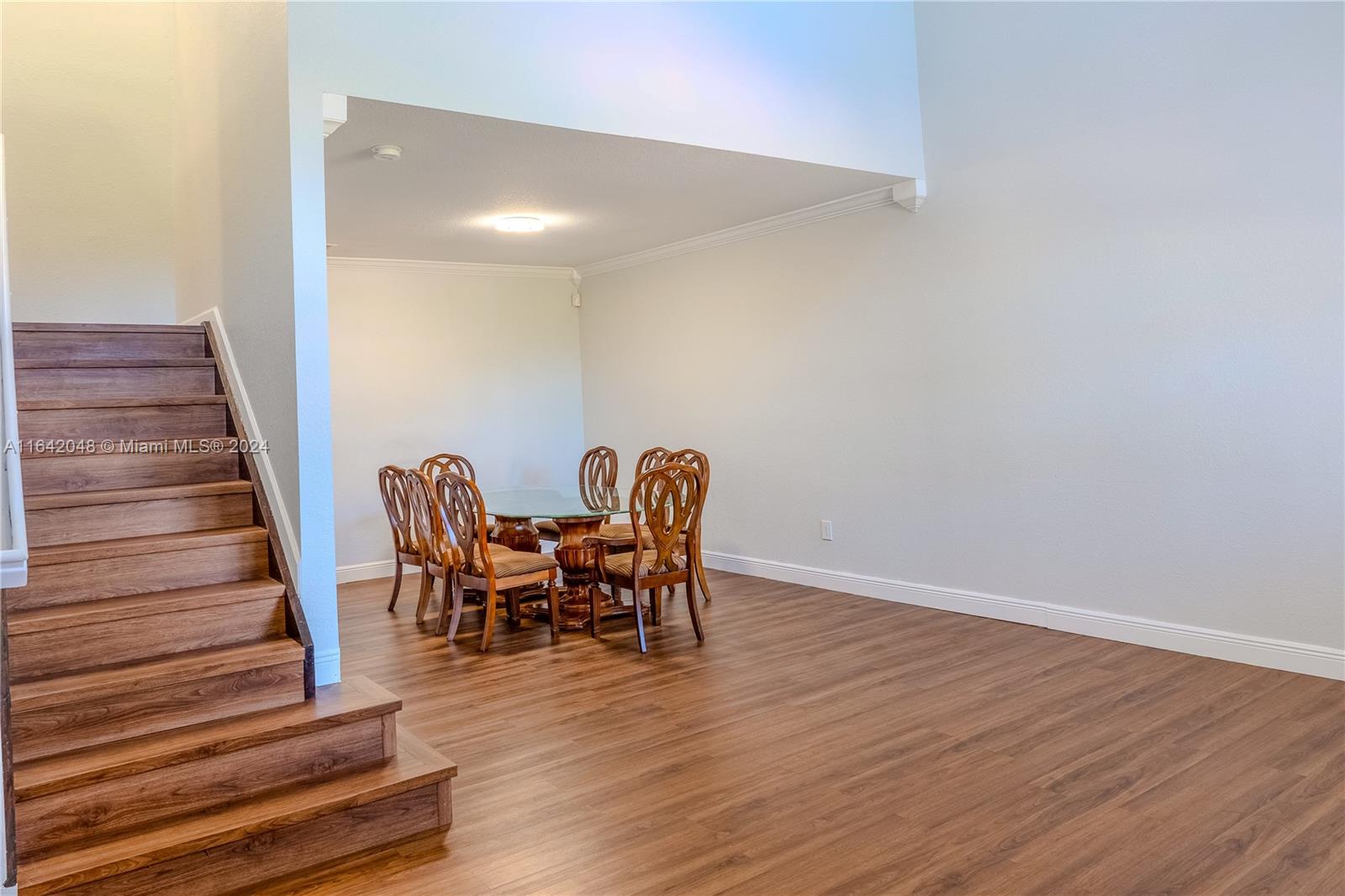 2332 Southwest 147 Path Miami, FL 33185 - Photo 5 of 39 Gallery Image 5