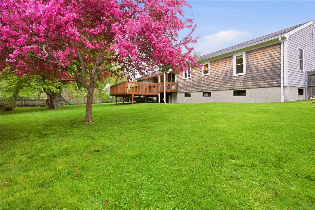 208 Sowams Road Barrington, RI 02806 - Photo 18 of 21