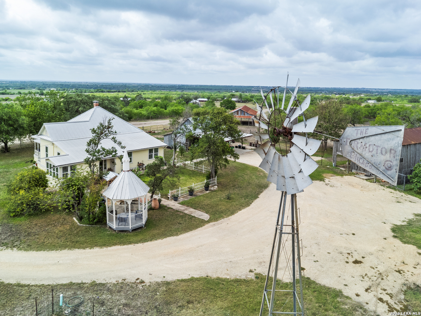 4515 Stapper Road St. Hedwig, TX 78152 - Photo 2 of 60