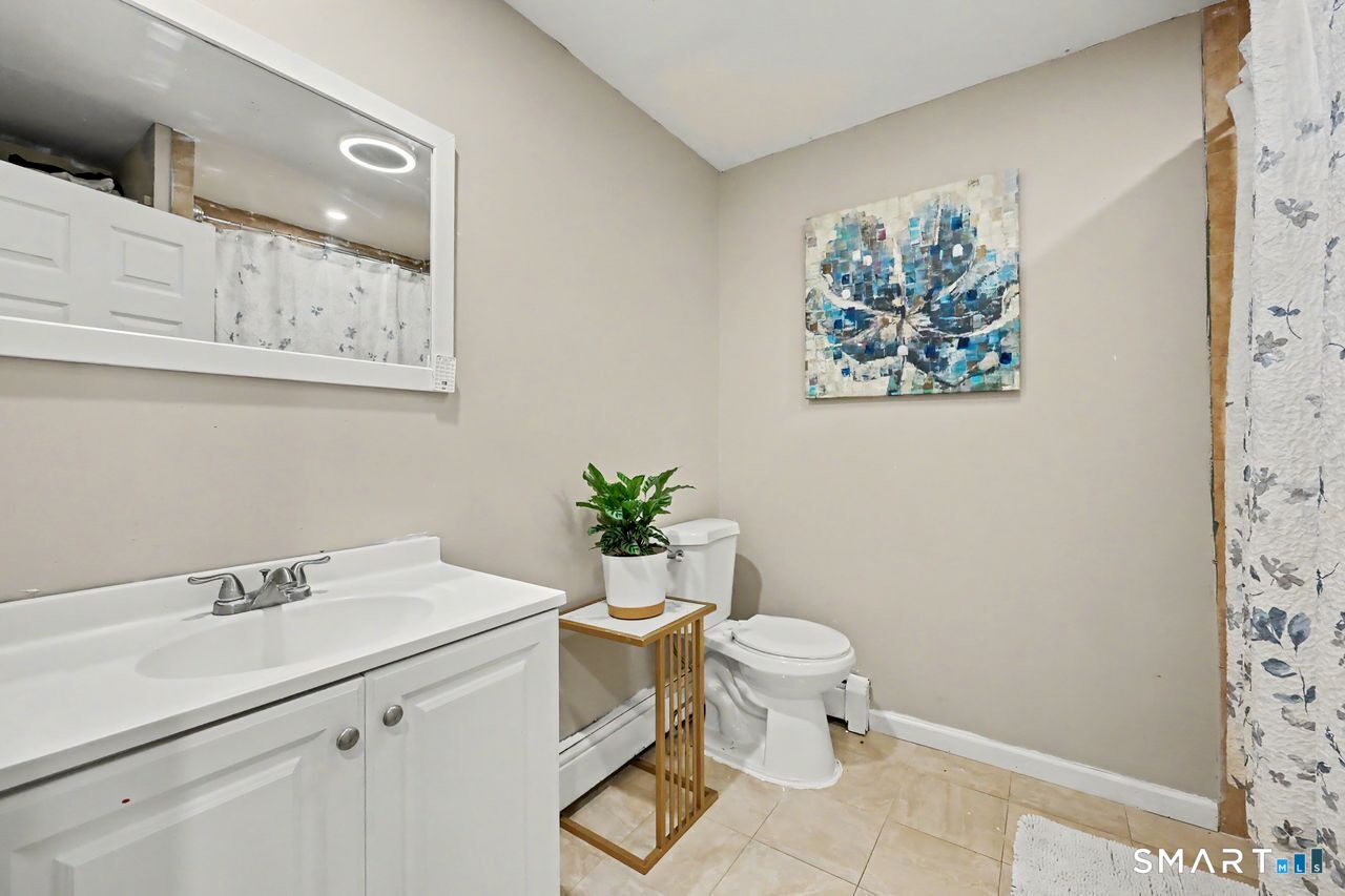 4 Clement Road New Fairfield, CT 06812 - Photo 18 of 38 Gallery Image 18
