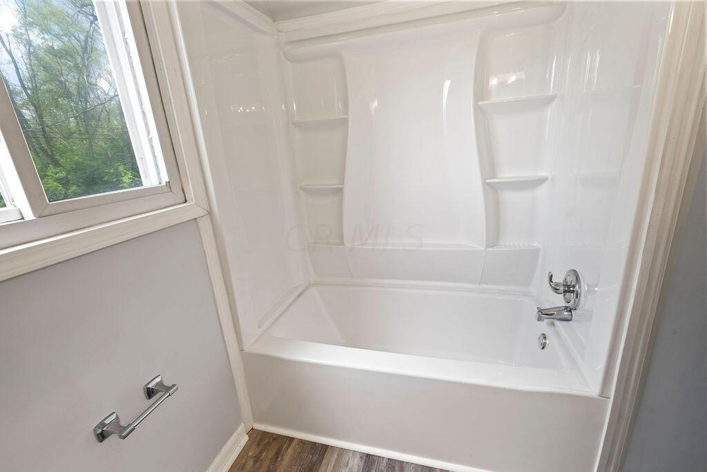 2521 Daily Road Columbus, OH 43232 - Photo 20 of 32 2521DailyRoad_Hommati102(14)