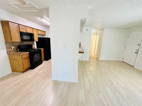 $1,195 | 1314 Southport Drive, Unit B, Austin, TX 78704