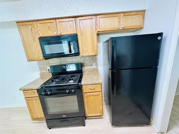 $1,195 | 1314 Southport Drive, Unit B, Austin, TX 78704