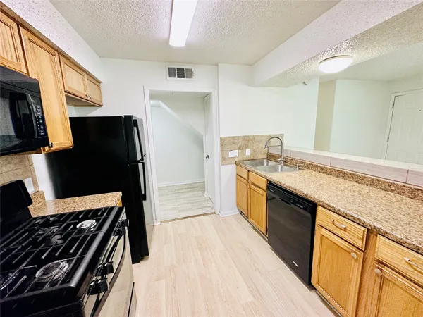 $1,195 | 1314 Southport Drive, Unit B, Austin, TX 78704