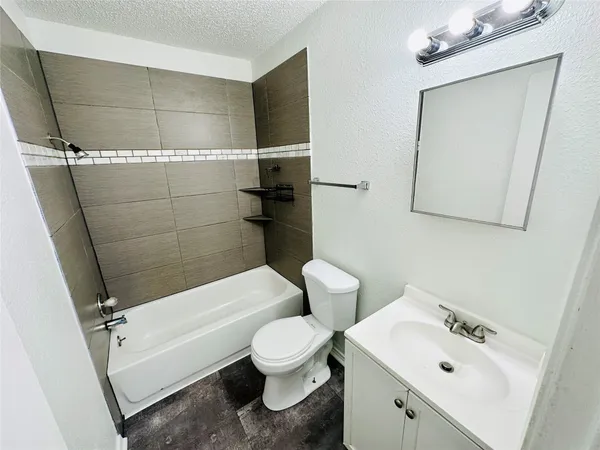 $1,195 | 1314 Southport Drive, Unit B, Austin, TX 78704