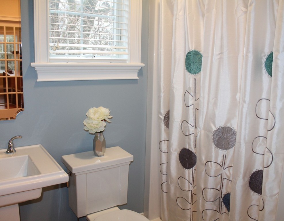 5 Columbus Street Lexington, MA 02421 - Photo 16 of 30