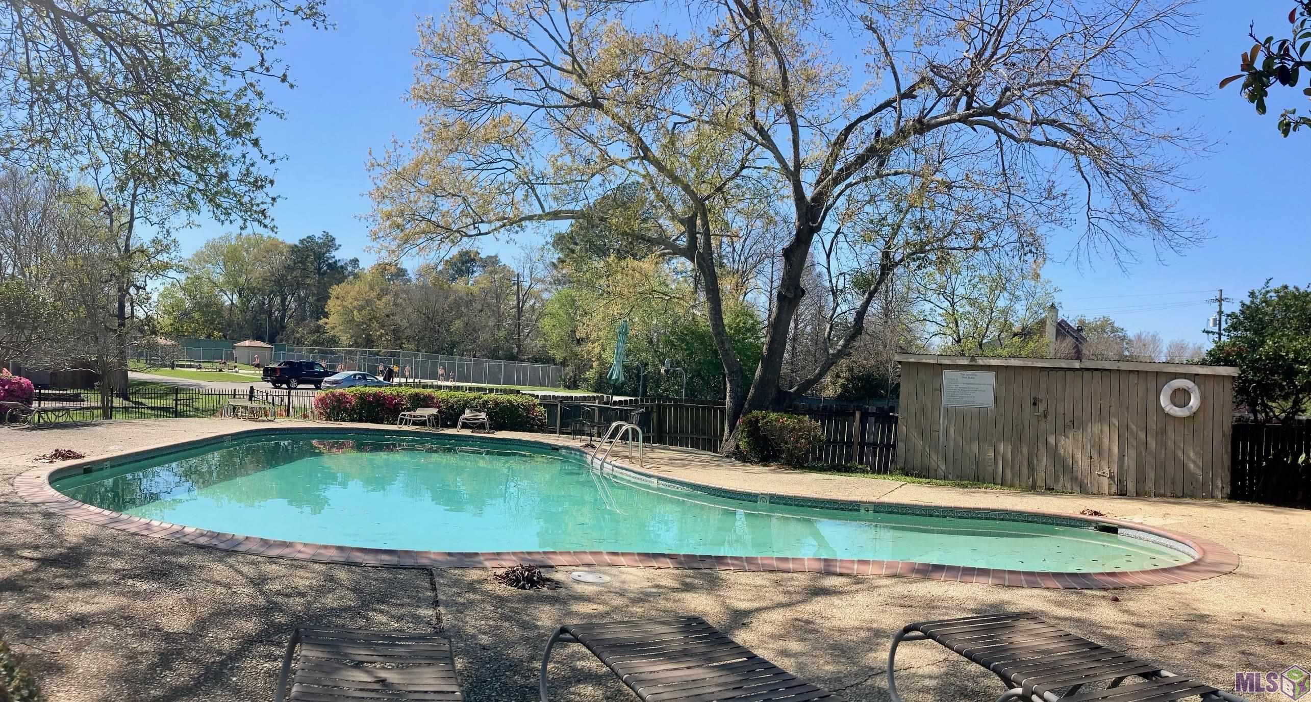 8155 Jefferson Highway, Unit 1301 Baton Rouge, LA 70809 - Photo 16 of 18 Pool
