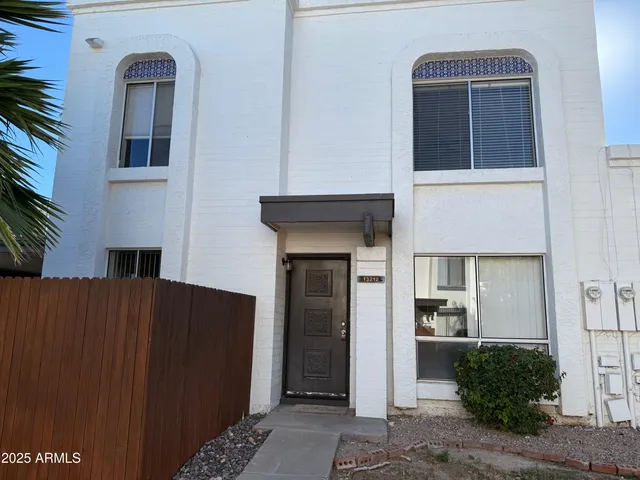$1,600 | 13212 North 3rd Way, Phoenix, AZ 85022