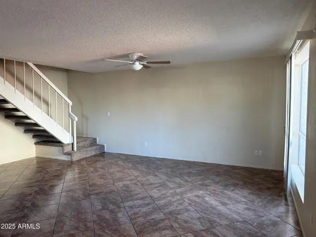 $1,600 | 13212 North 3rd Way, Phoenix, AZ 85022