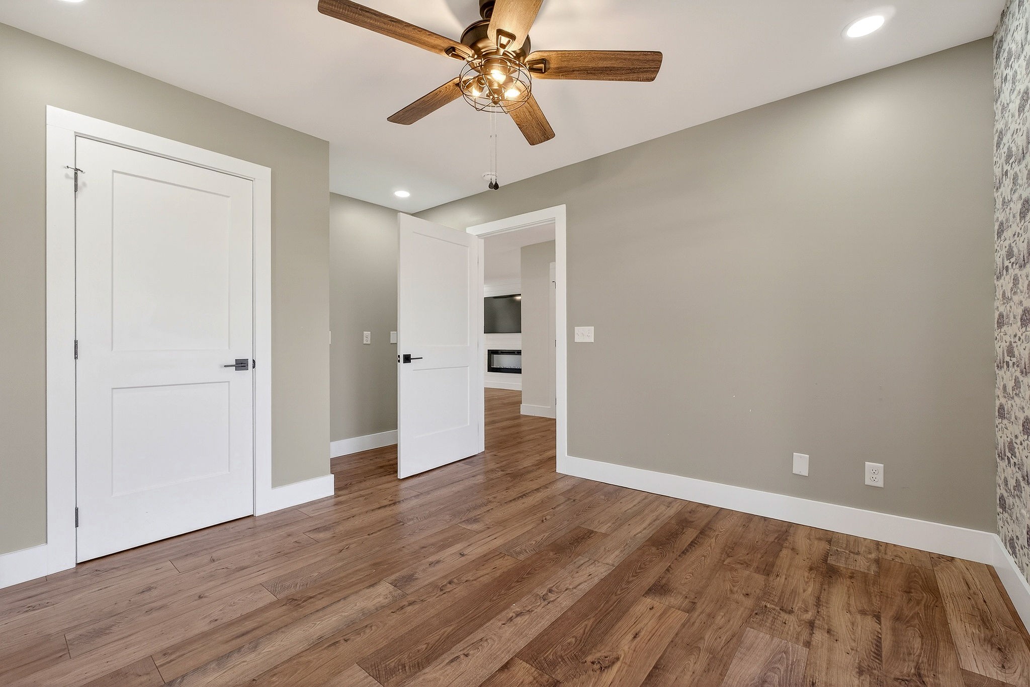 3857 Baxter Road Baxter, TN 38544 - Photo 20 of 52 a view of an empty room with wooden floor
