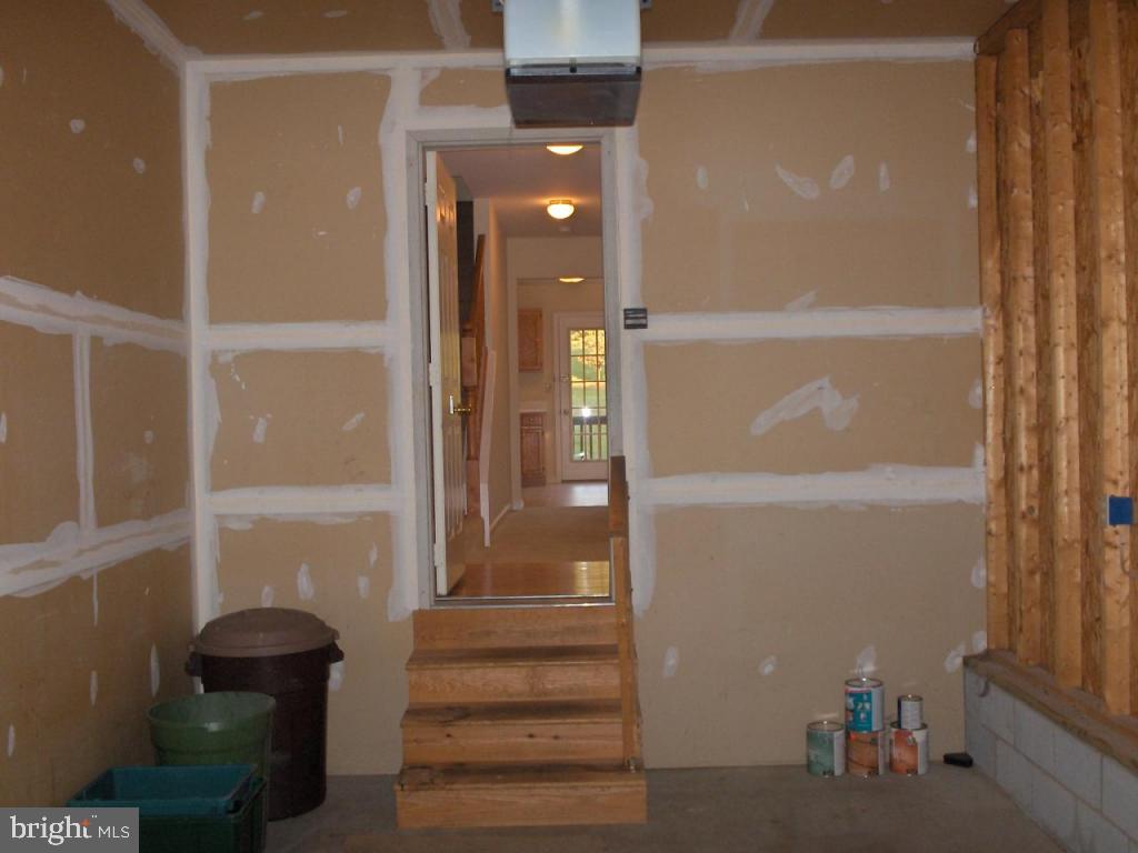 17 Greythorne Road Lancaster, PA 17603 - Photo 12 of 20 Gallery Image 12
