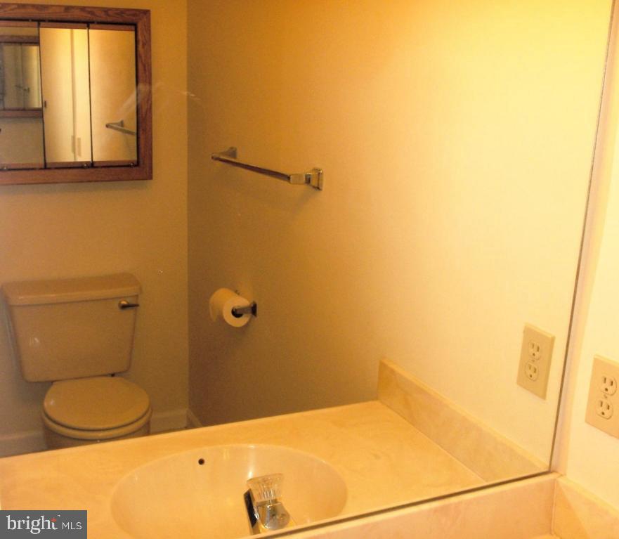 17 Greythorne Road Lancaster, PA 17603 - Photo 18 of 20 Gallery Image 18