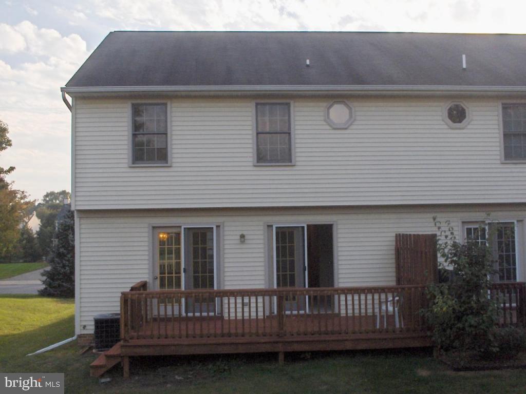 17 Greythorne Road Lancaster, PA 17603 - Photo 19 of 20 Gallery Image 19
