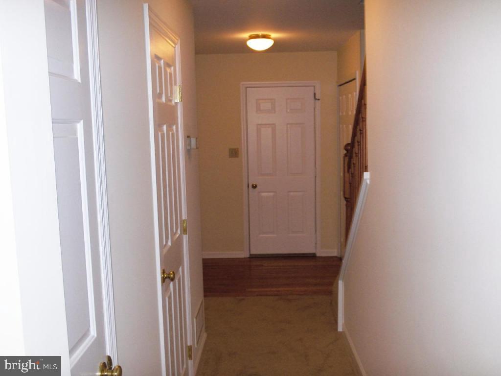 17 Greythorne Road Lancaster, PA 17603 - Photo 3 of 20 Gallery Image 3