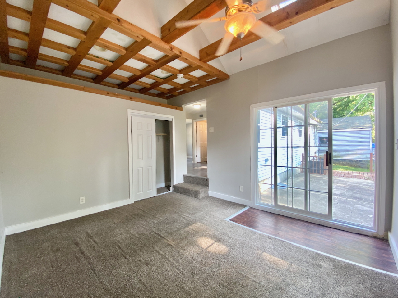 200 Durham Drive Steger, IL 60475 - Photo 21 of 26 an empty room with windows