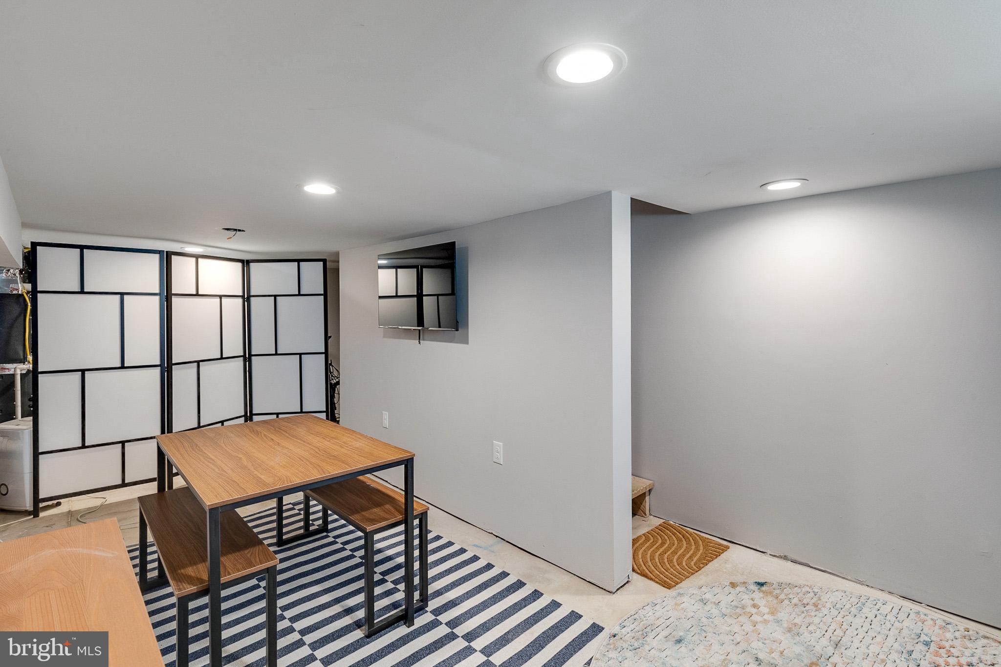 1935 Cambridge Street Philadelphia, PA 19130 - Photo 36 of 54 a view of livingroom with furniture