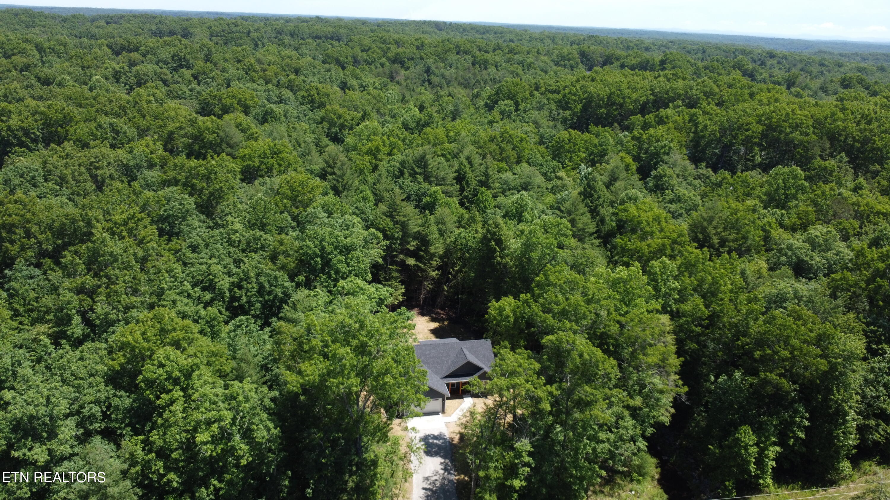 373 Georgee Road Jamestown, TN 38556 - Photo 37 of 43 dji_fly_20260612_110110_90_1781280094007