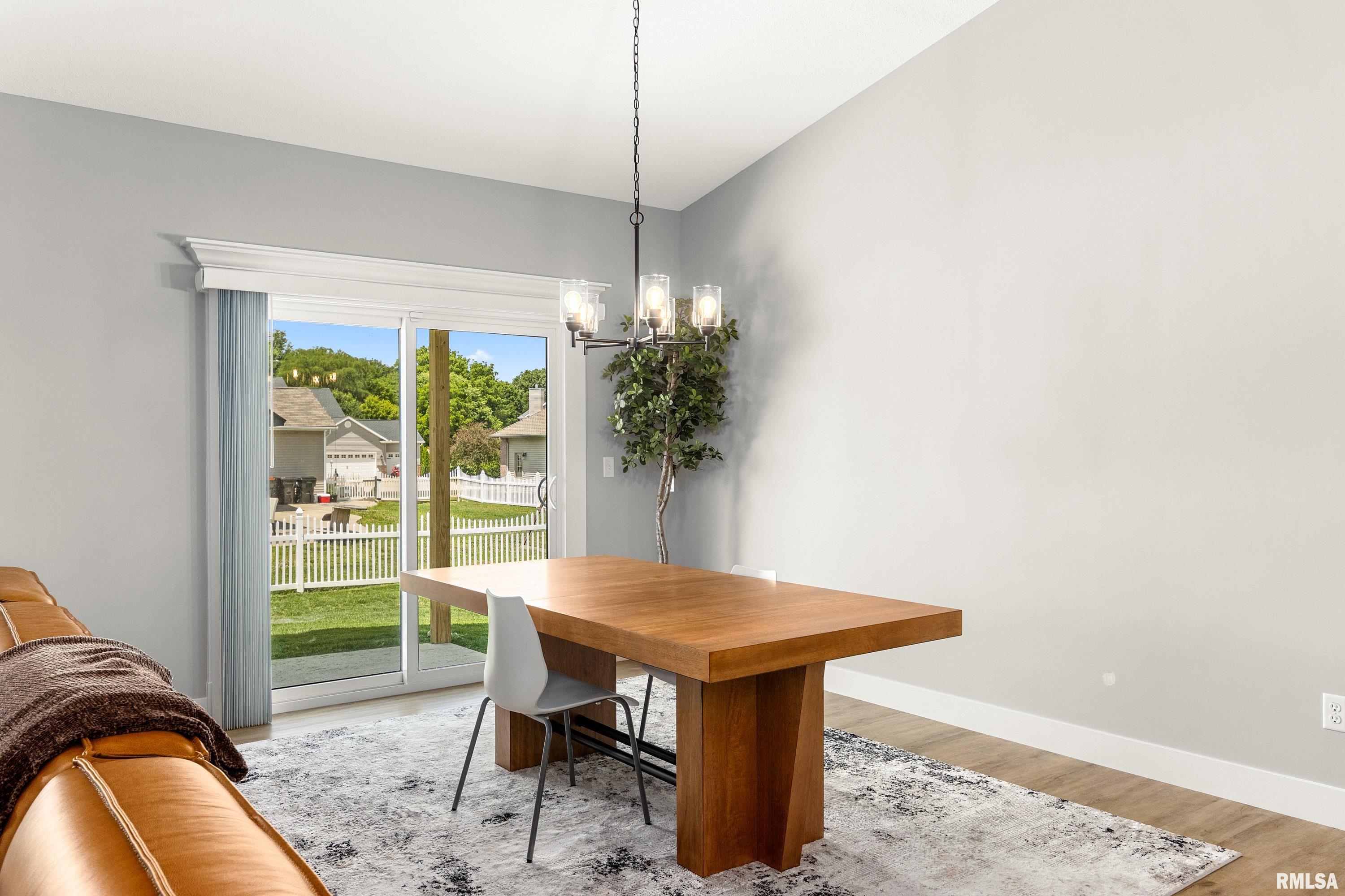 1700 Rustic Oak Drive Washington, IL 61571 - Photo 15 of 46