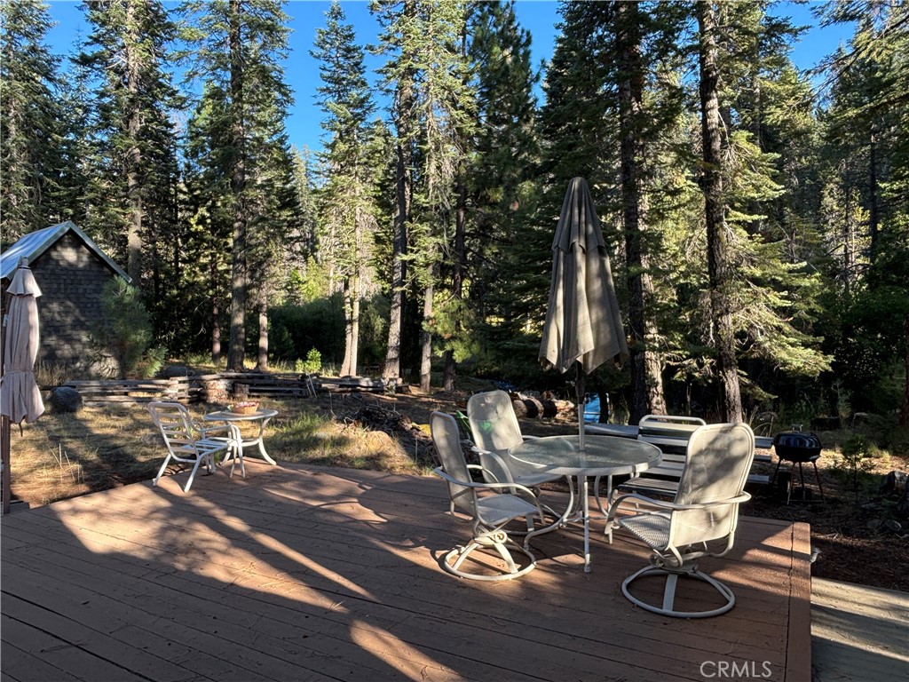 9478 Jones Creek Road, Unit 14 Forest Ranch, CA 95942 - Photo 26 of 35 a view of backyard with sitting area