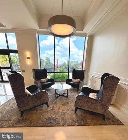 $1,950 | 5225 Pooks Hill Road, Unit 116N, Bethesda, MD 20814