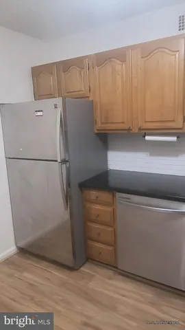 $1,950 | 5225 Pooks Hill Road, Unit 116N, Bethesda, MD 20814