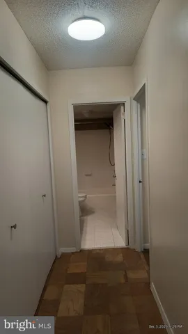 $1,950 | 5225 Pooks Hill Road, Unit 116N, Bethesda, MD 20814