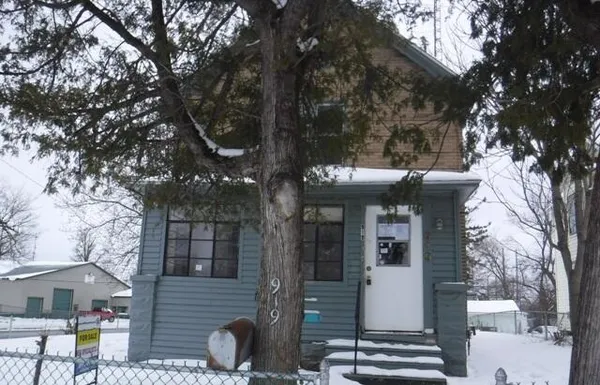 $58,000 | 919 4th Street, Three Rivers, MI 49093