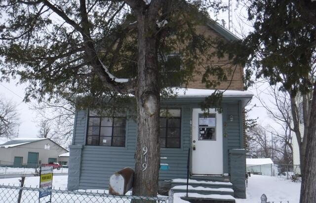 919 4th Street Three Rivers, MI 49093 - Photo 2 of 18 DSCF1758