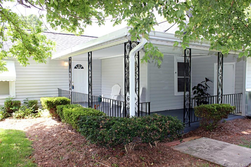 744 Riddle Street Mount Holly, NC 28120 - Photo 2 of 21 Gallery Image 2