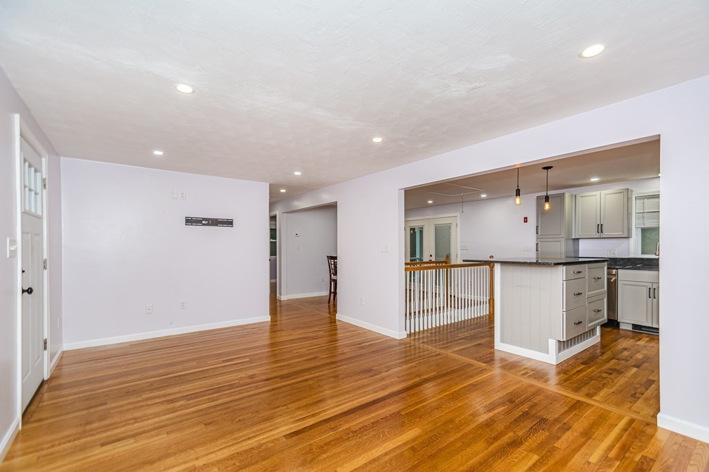 12 Putnam Road Billerica, MA 01821 - Photo 12 of 34