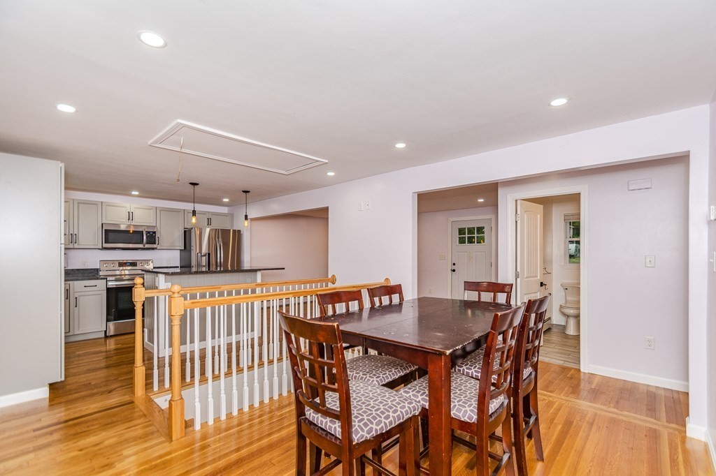 12 Putnam Road Billerica, MA 01821 - Photo 9 of 34